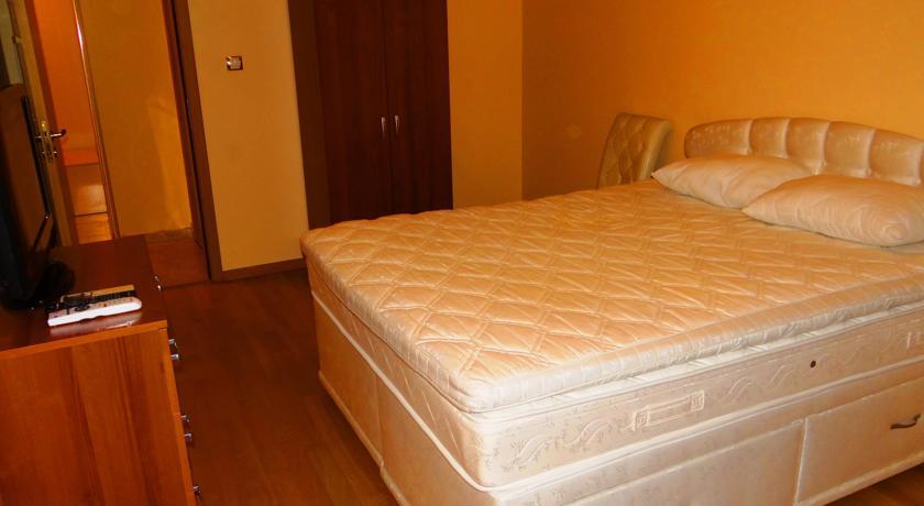 Luxury Versailles Apartments Center Opera Бургас Стая снимка
