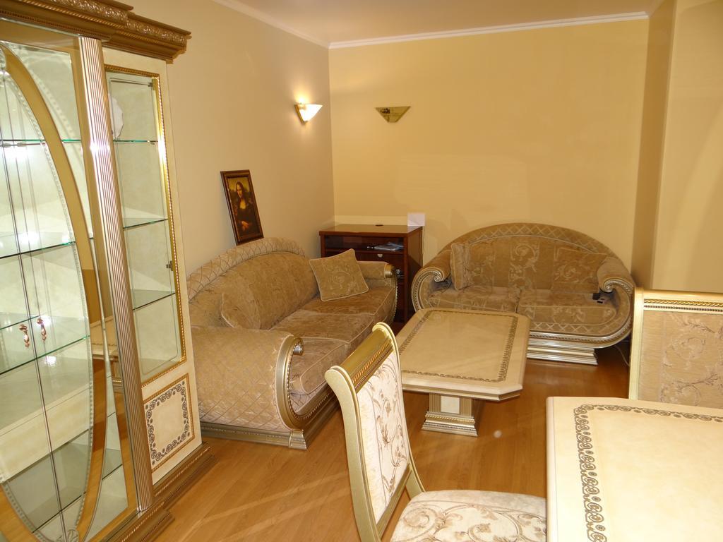 Luxury Versailles Apartments Center Opera Бургас Екстериор снимка