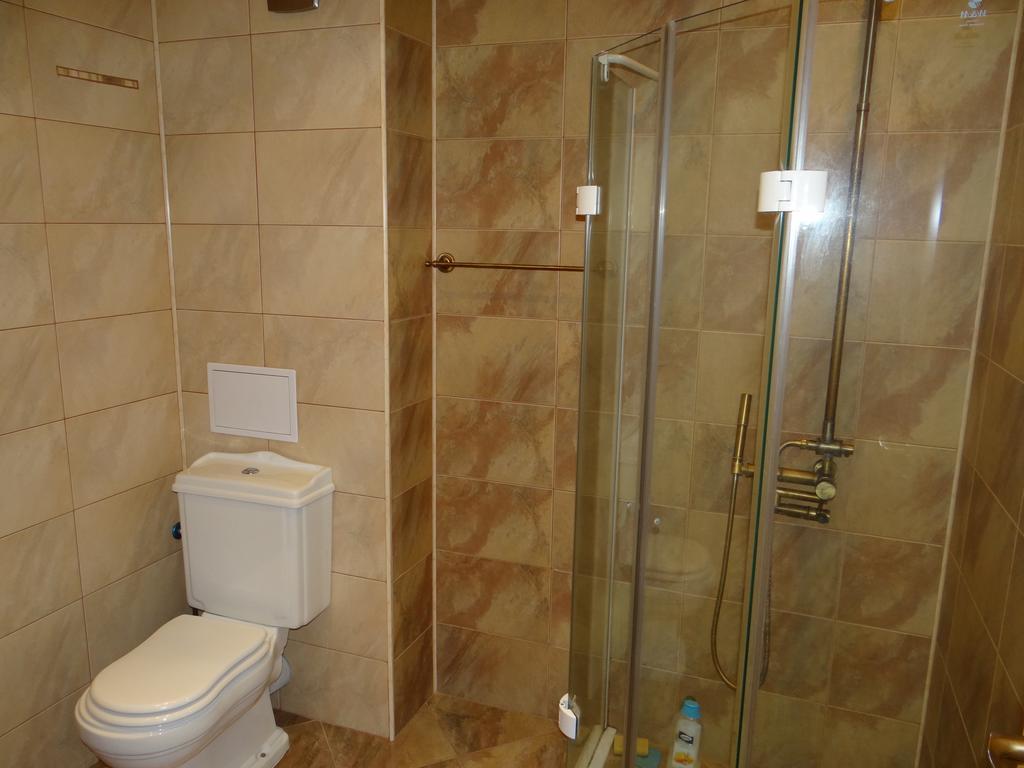 Luxury Versailles Apartments Center Opera Бургас Екстериор снимка